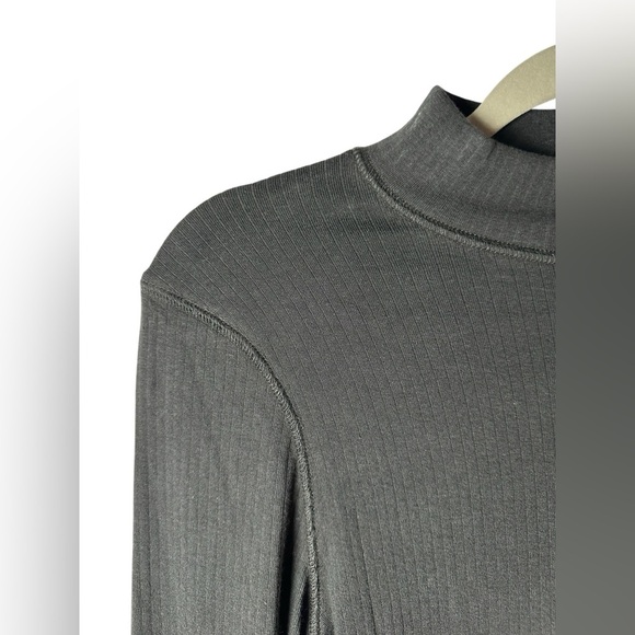Free People Black Ribbed Mock Neck Long Sleeve Top Size M - Picture 4 of 6